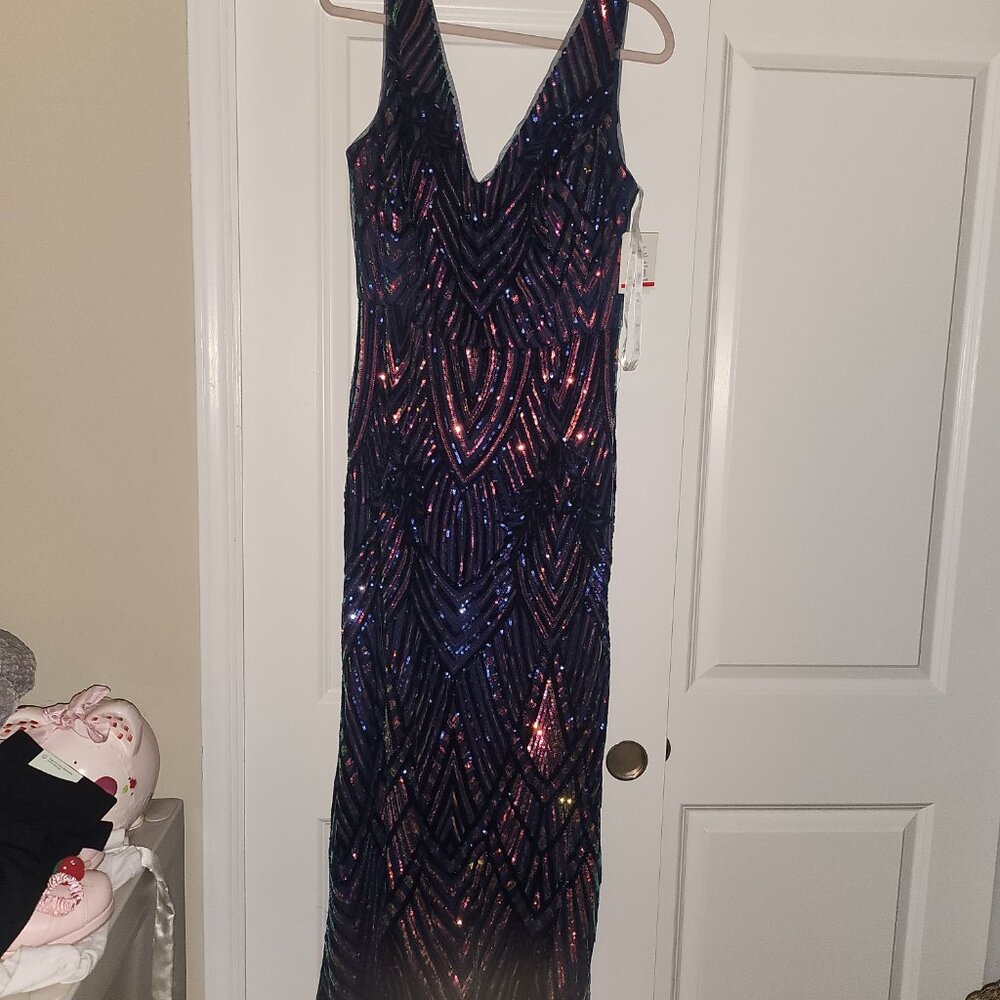 Navy Multicolor Sequin V-Neck Maxi Dress - Picture 5 of 5